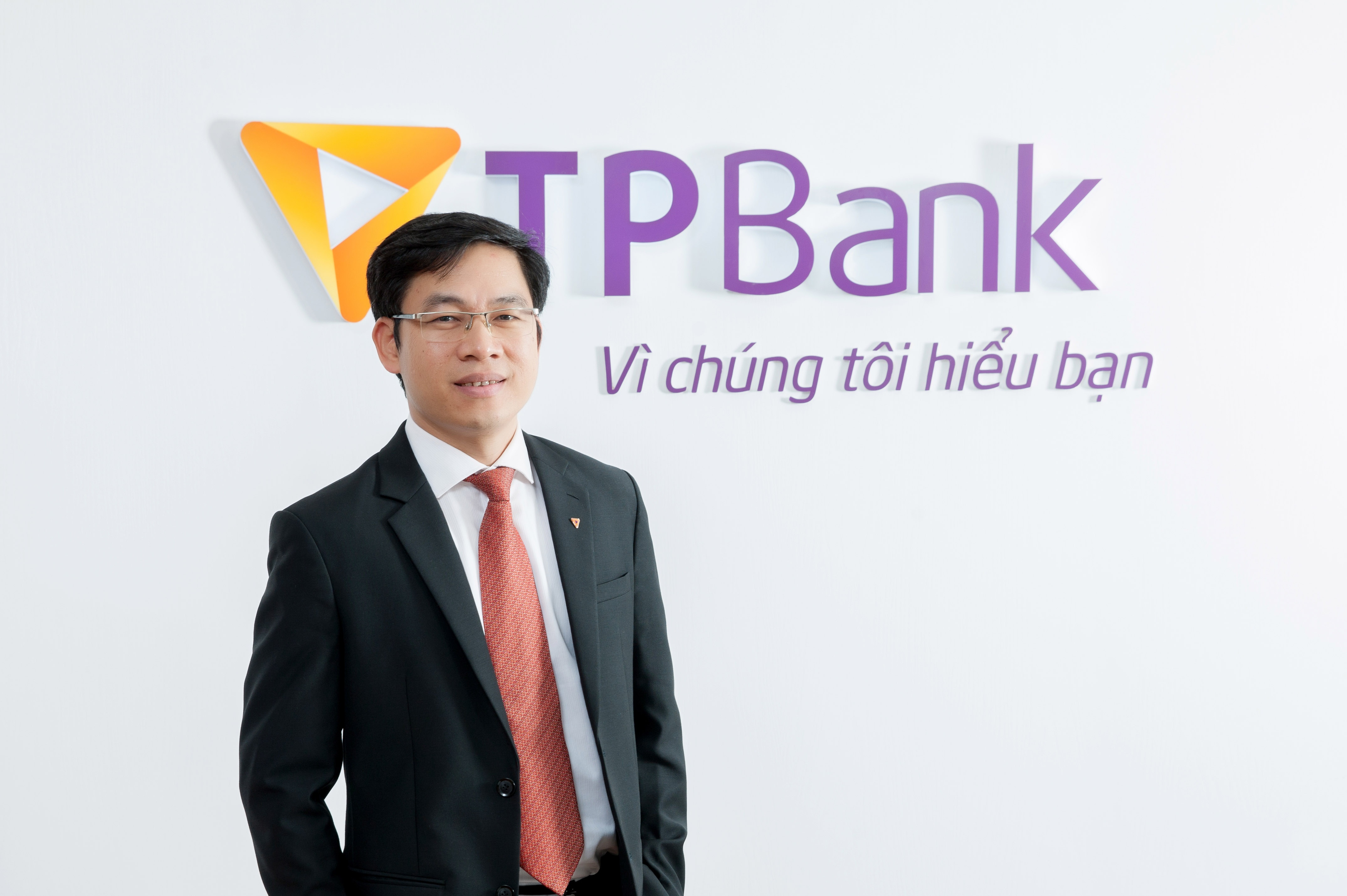 TPBank bo nhiem pho tong giam doc thu 8 hinh anh