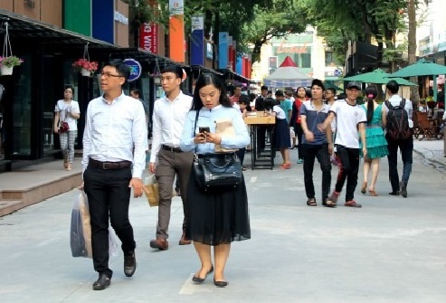 Ba diem vui le trong thanh pho cho gioi tre Sai thanh hinh anh