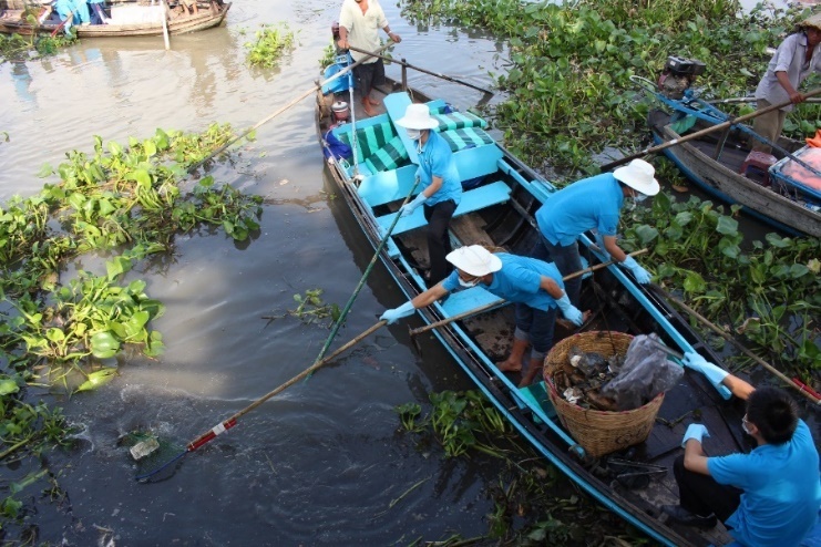 bao ve nguon nuoc sach anh 3