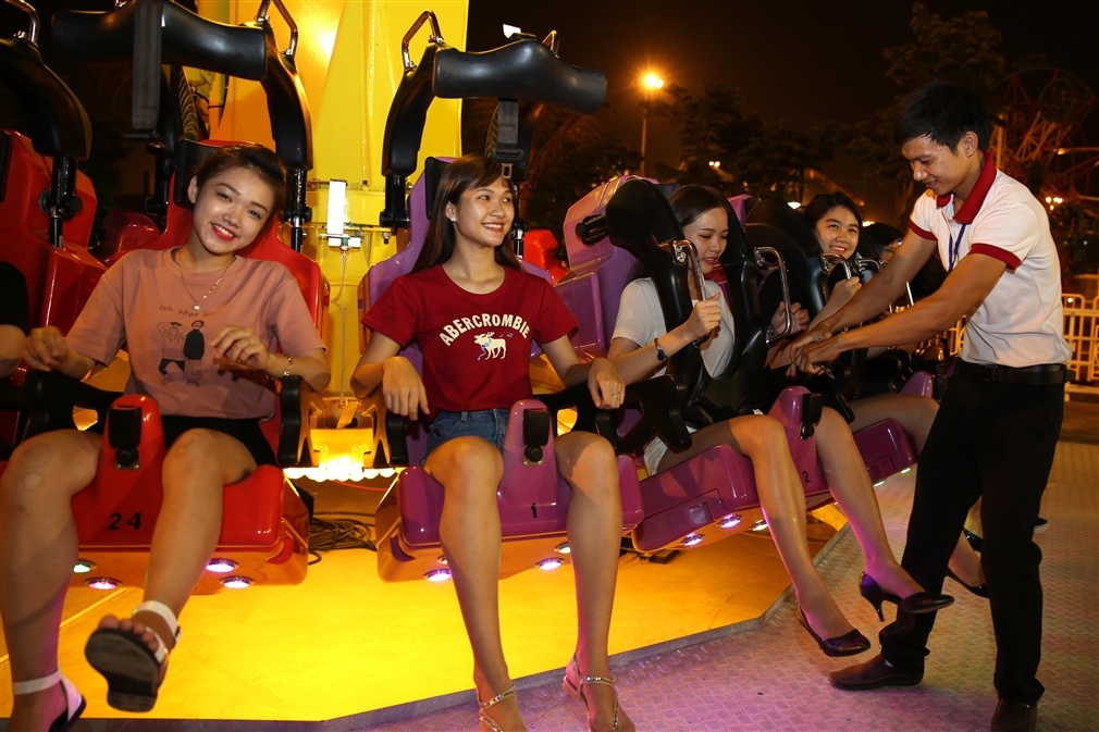 Asia Park ra mắt trò chơi mạo hiểm Singapore Sling ảnh 5 Asia Park ra mat tro choi mao hiem Singapore Sling anh 5