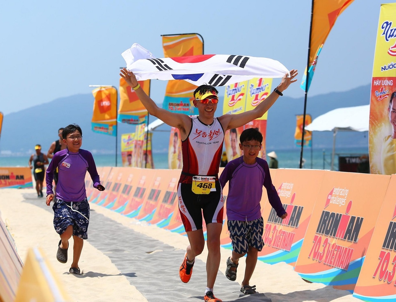 Ironman tro lai Viet Nam voi 3 thu thach khac nghiet hinh anh