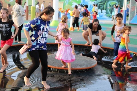 diem vui choi cuoi tuan o Sai Gon anh 3