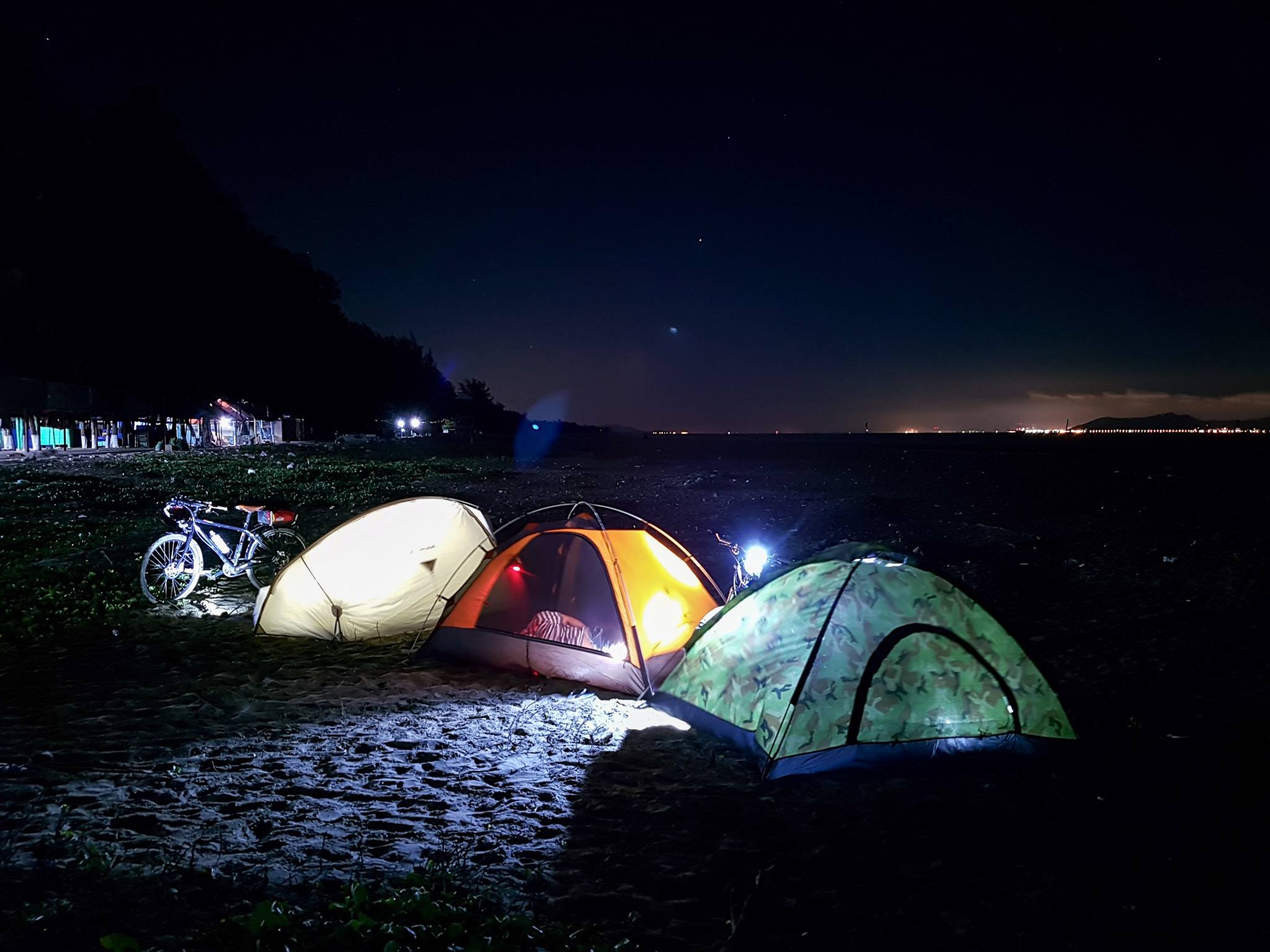 Anh chup dem tu Galaxy S7 hinh anh