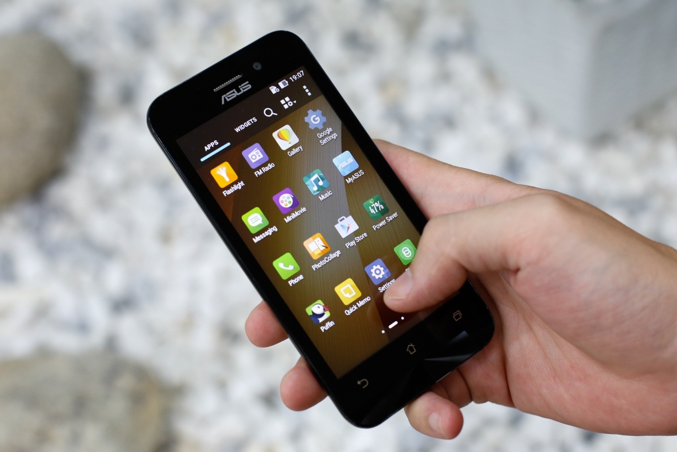 3 uu diem cua Zenfone Go 4.5 Plus tam gia 2 trieu dong hinh anh