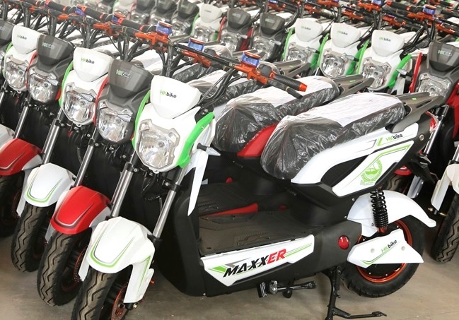 Xuong san xuat HKbike tang ca lien tuc de dap ung don hang hinh anh