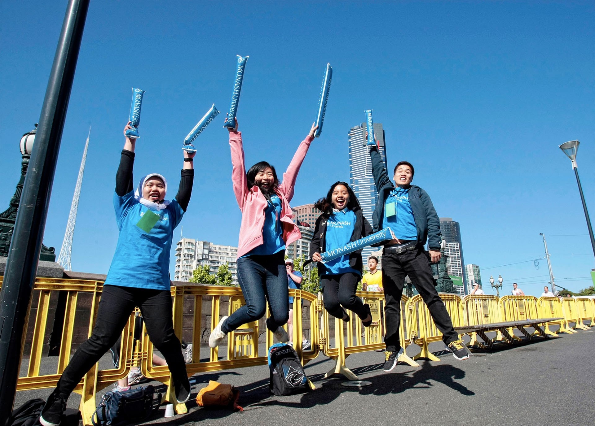 du hoc truong Monash Australia anh 2