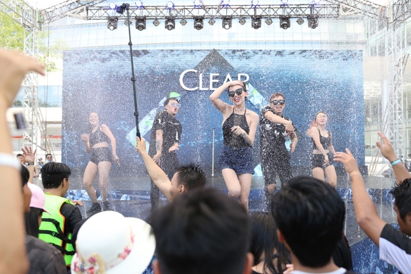 duong truot nuoc khong lo tren pho anh 4