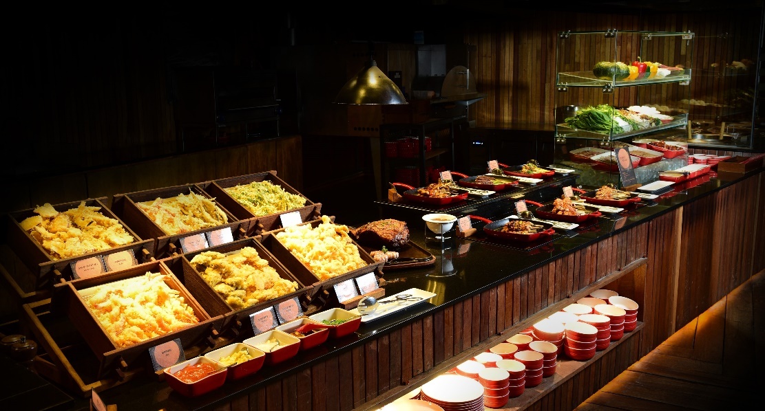 buffet hai san va tom hum o Sai Gon anh 7