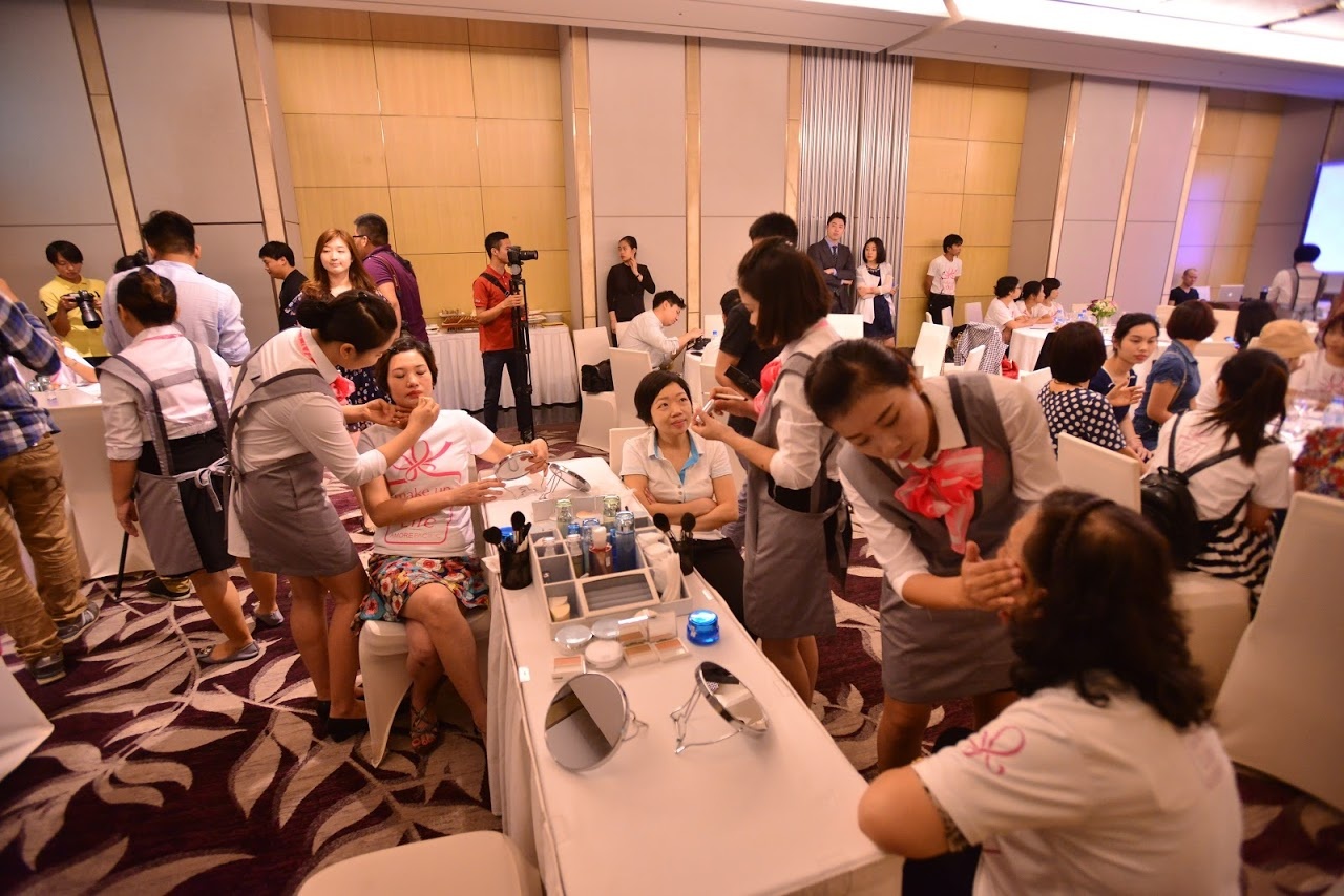 chương trình trang điểm cho bệnh nhân ung thư vú ảnh 1 chuong trinh trang diem cho benh nhan ung thu vu anh 1
