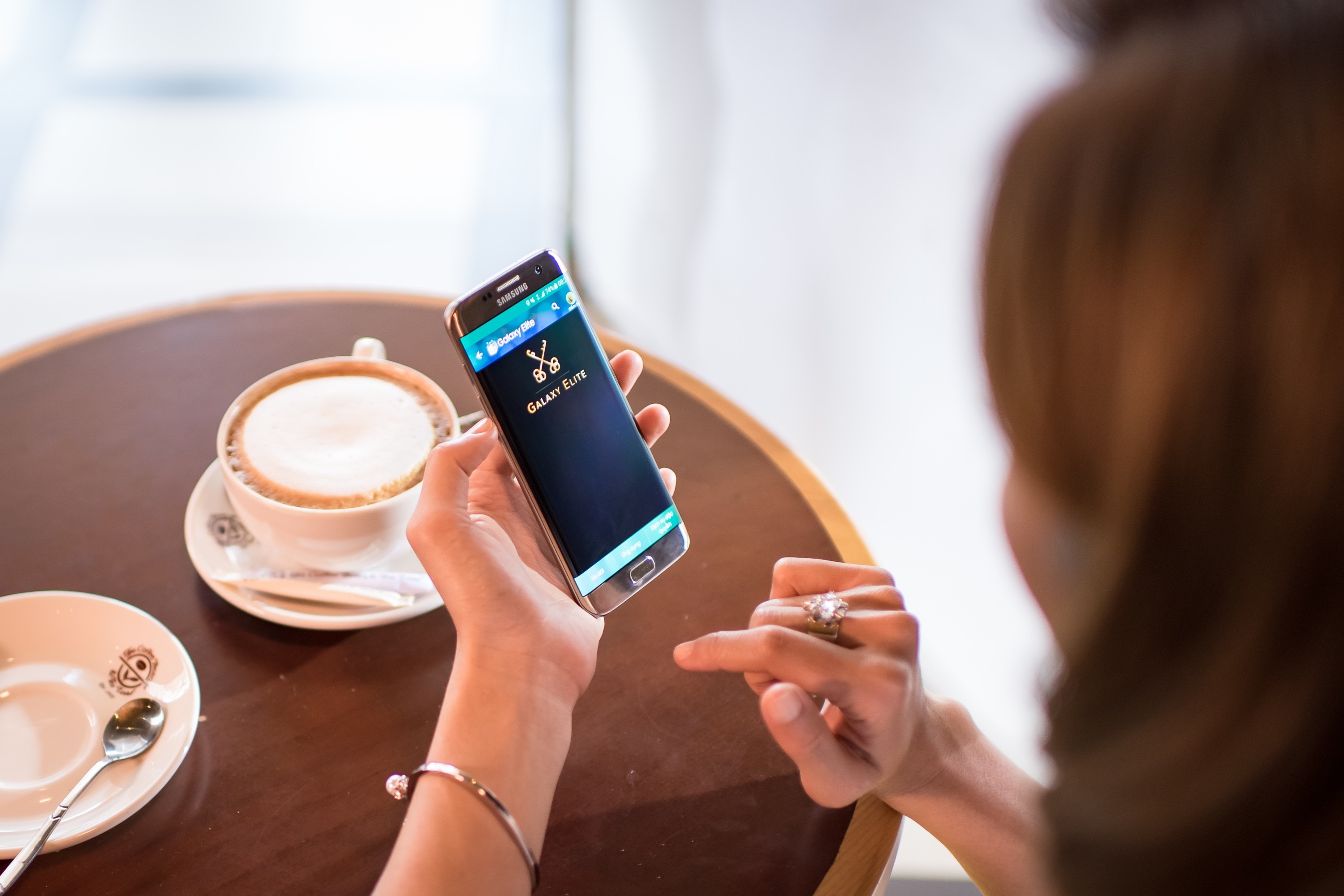 Tran Hien hen ho Truong Thanh Long anh 9