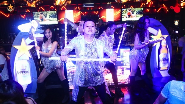 chuoi tiec Endless Silver Waves cua Sapporo anh 1