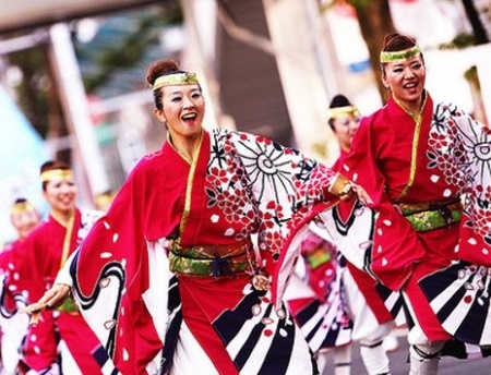 Co hoi den Nhat tu cuoc thi 'Cam tac hoa hong Takashimaya' hinh anh