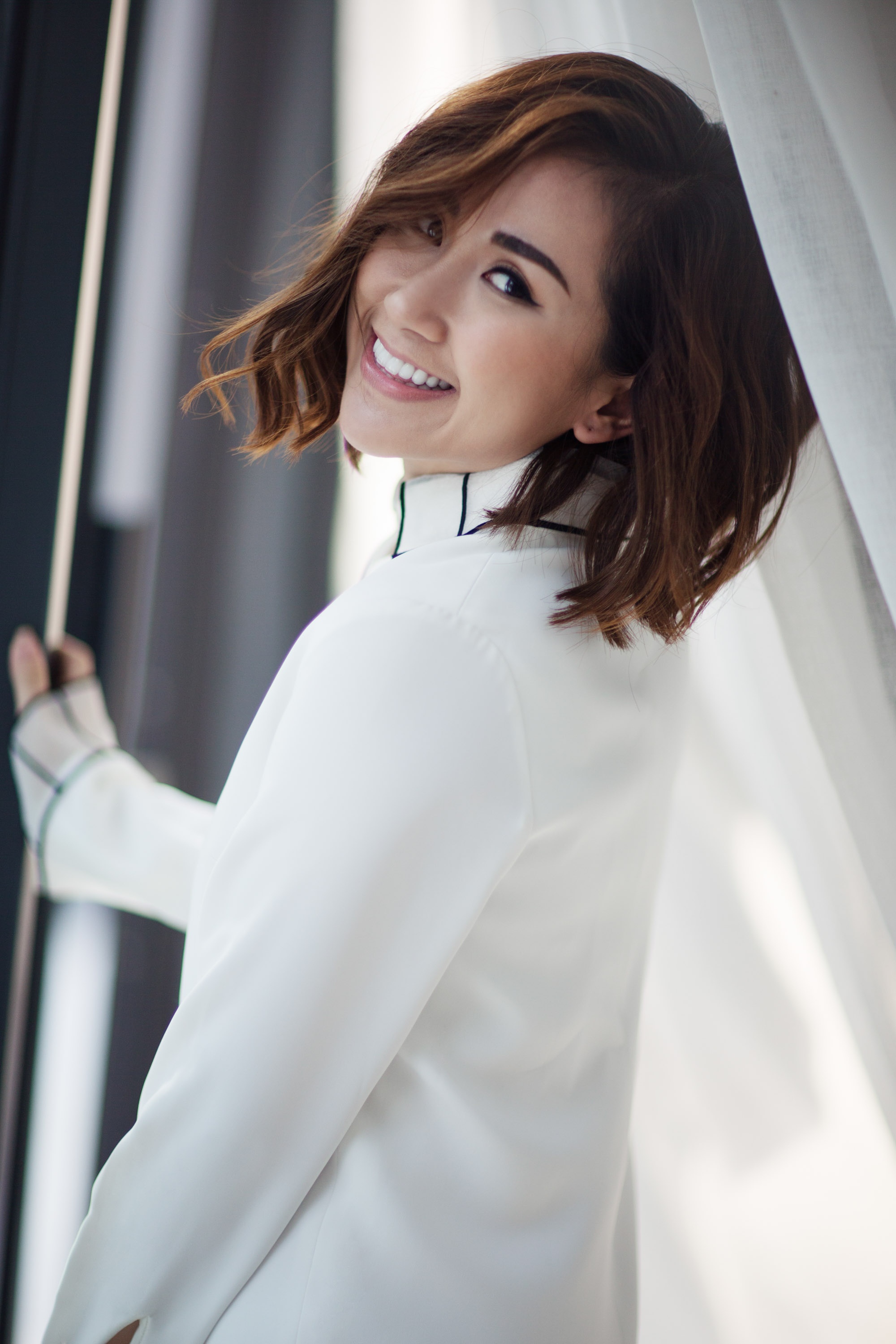 Trâm Nguyễn gợi ý phong cách monochrome ảnh 10 Tram Nguyen goi y phong cach monochrome anh 10