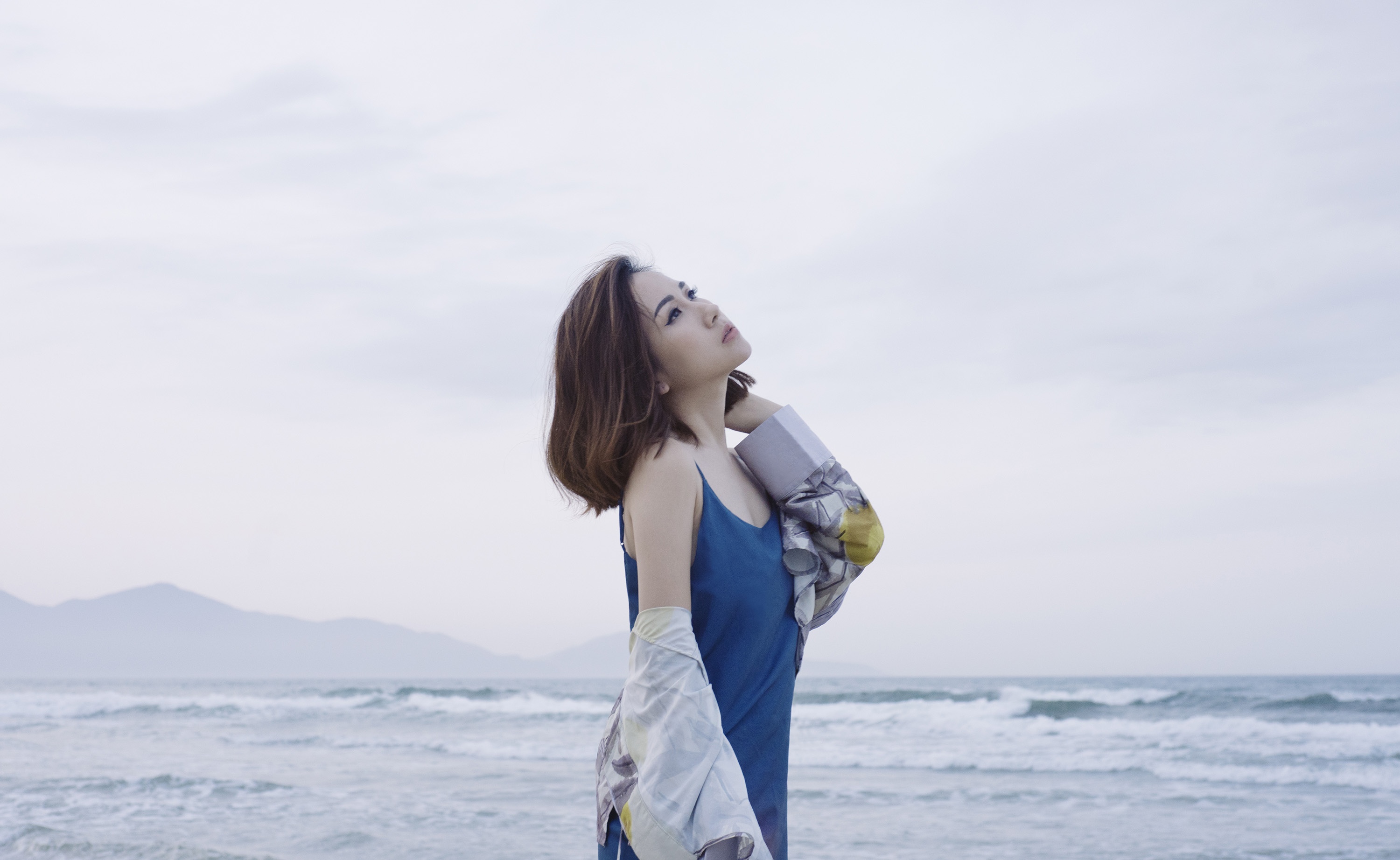 Trâm Nguyễn gợi ý phong cách monochrome ảnh 3 Tram Nguyen goi y phong cach monochrome anh 3