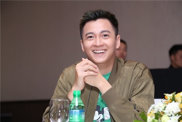 Ngo Kien Huy va nhung chuyen kho do nho doi hinh anh