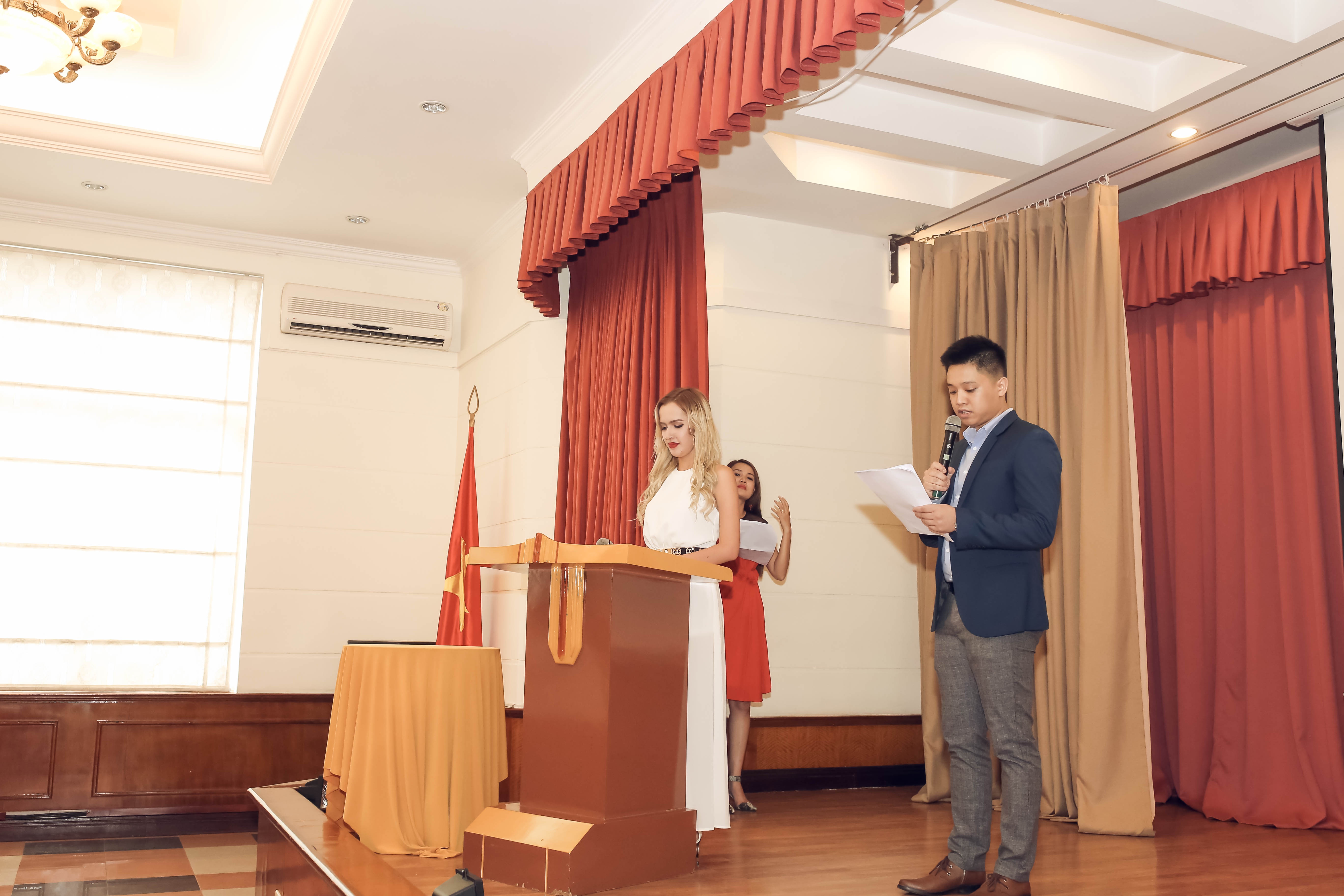 ra mắt hãng phân phối mỹ phẩm Tema ảnh 4 ra mat hang phan phoi my pham Tema anh 4