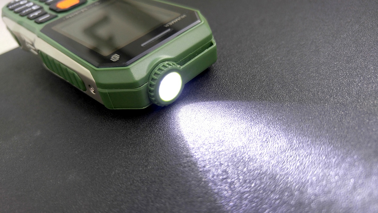 điện thoại S-mobile Hummer pin chờ 30 ngày ảnh 6 dien thoai S-mobile Hummer pin cho 30 ngay anh 6