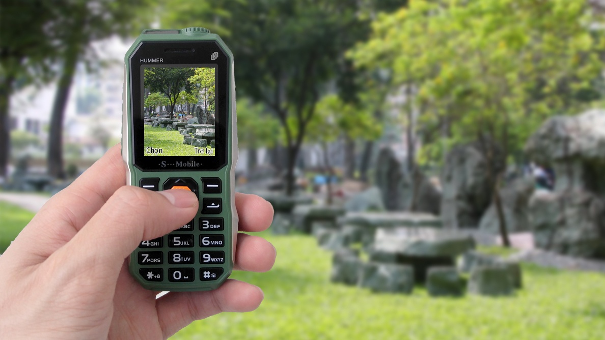 điện thoại S-mobile Hummer pin chờ 30 ngày ảnh 7 dien thoai S-mobile Hummer pin cho 30 ngay anh 7