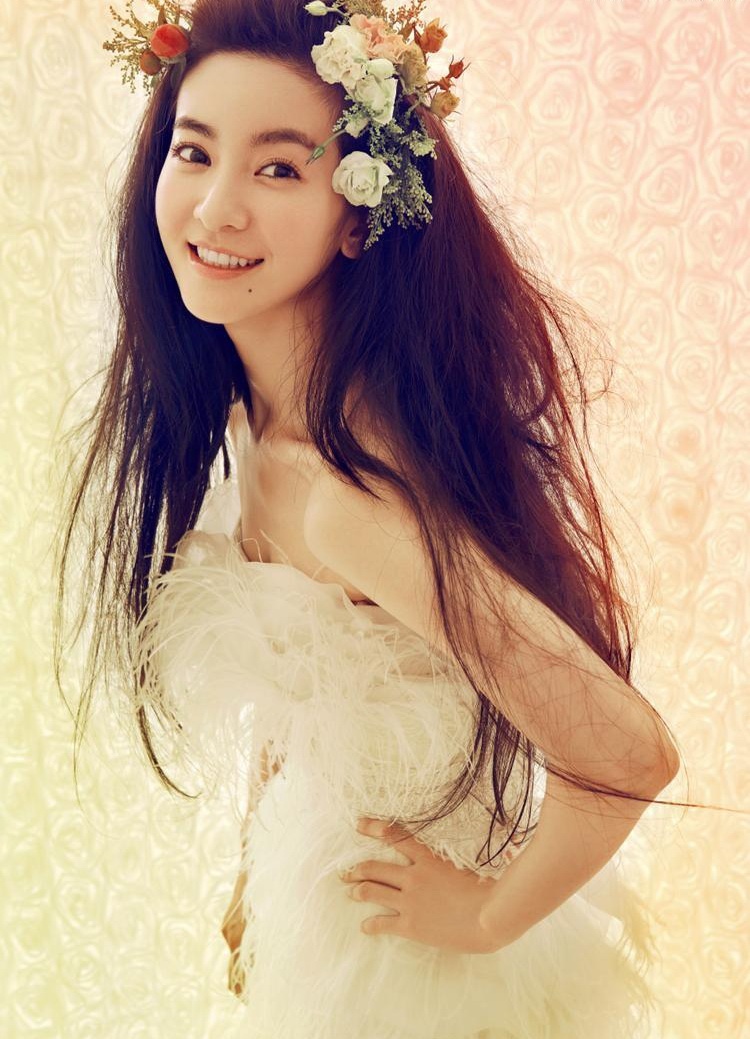 Lý Thạnh bản sao Triệu Vy ảnh 1 Ly Thanh ban sao Trieu Vy anh 1