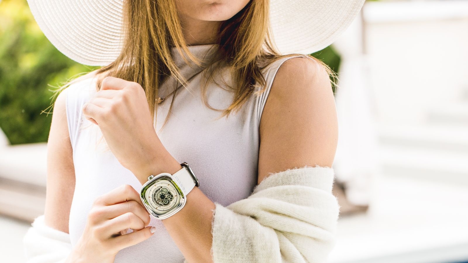 SevenFriday ra mat cac mau thiet ke moi hinh anh