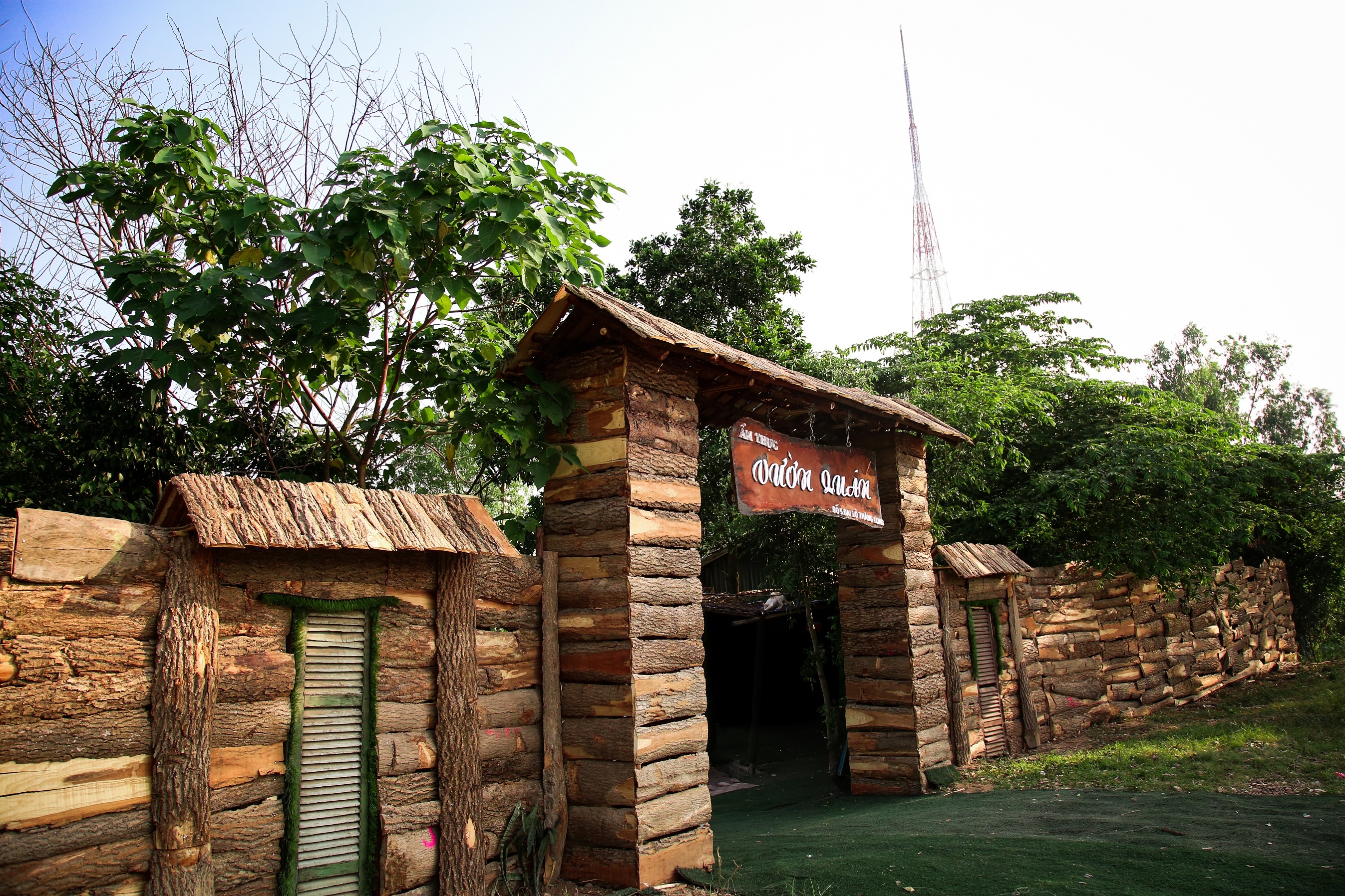 ghe Vuon Quan de tro ve lang que anh 2