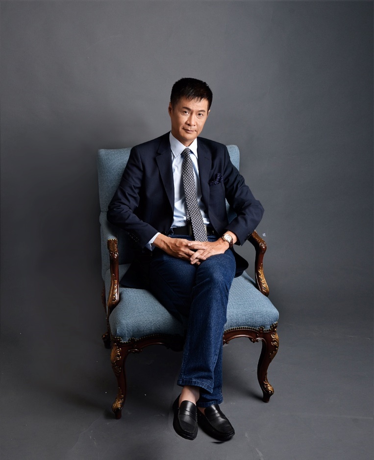 Lê Hoàng, phát ngôn ảnh 1 Le Hoang, phat ngon anh 1