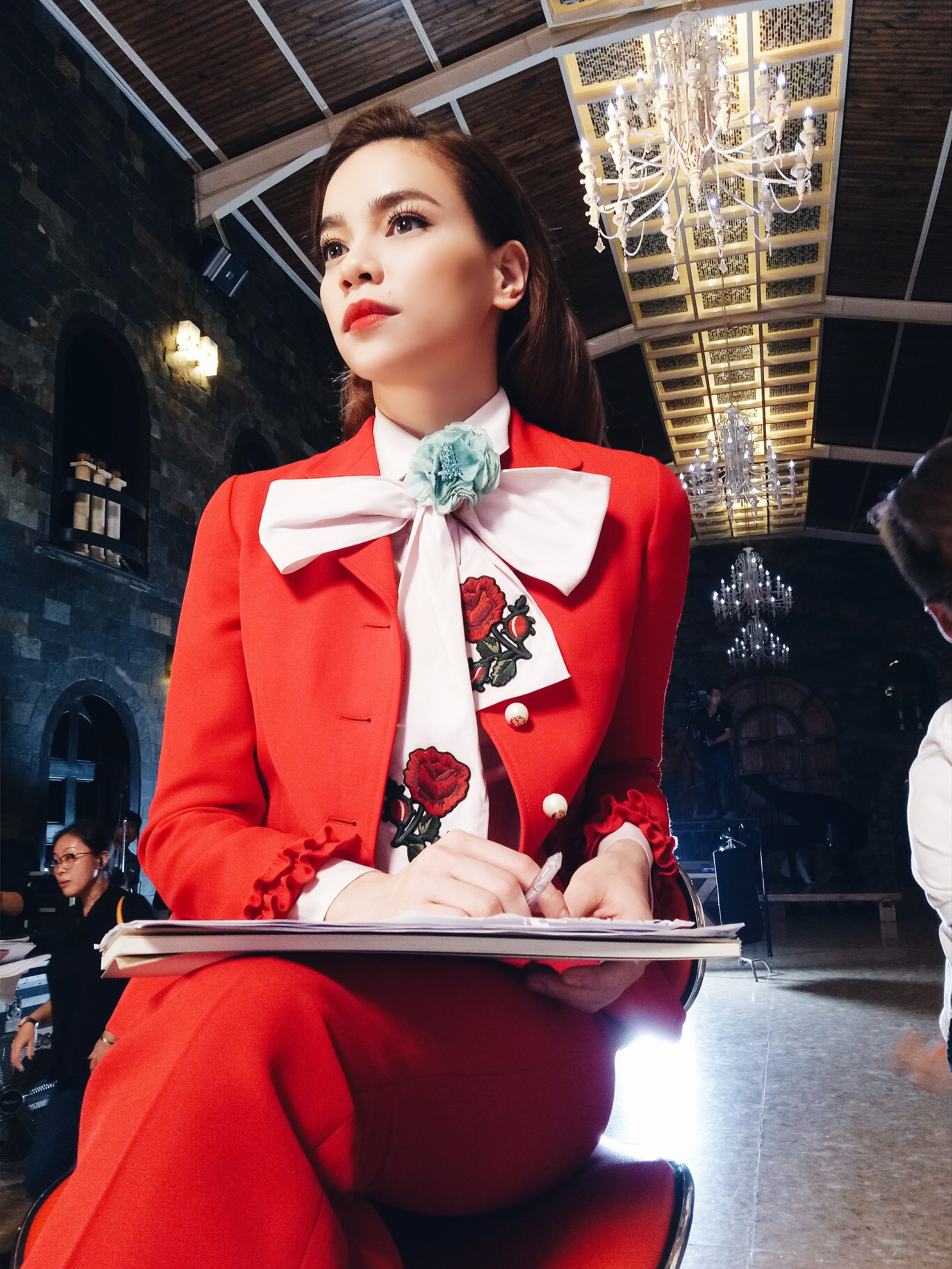 Ho Ngoc Ha trong hau truong The Face anh 9