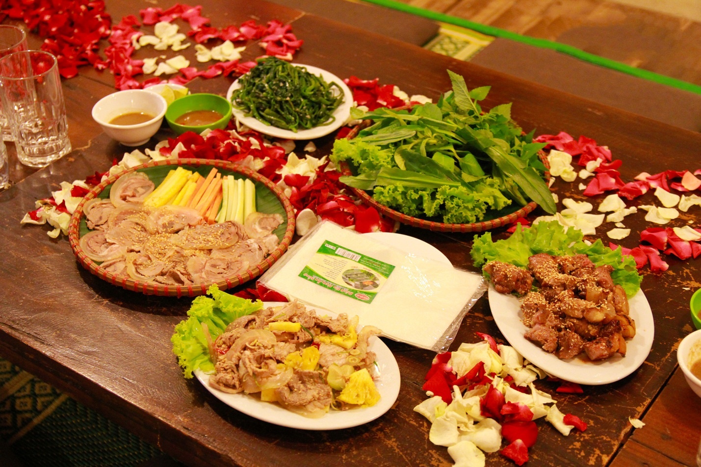 Thuong thuc dac san bo to mien Nam tai Ha Noi hinh anh