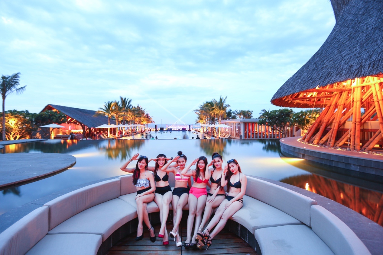 Pool Party tại Naman Retreat ảnh 1 Pool Party tai Naman Retreat anh 1