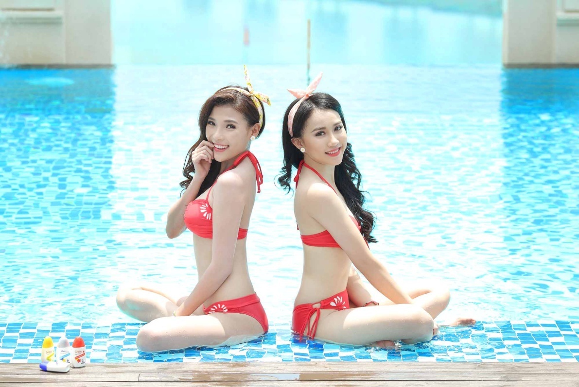 Nhung phu kien giup phai dep tu tin hon khi di bien hinh anh