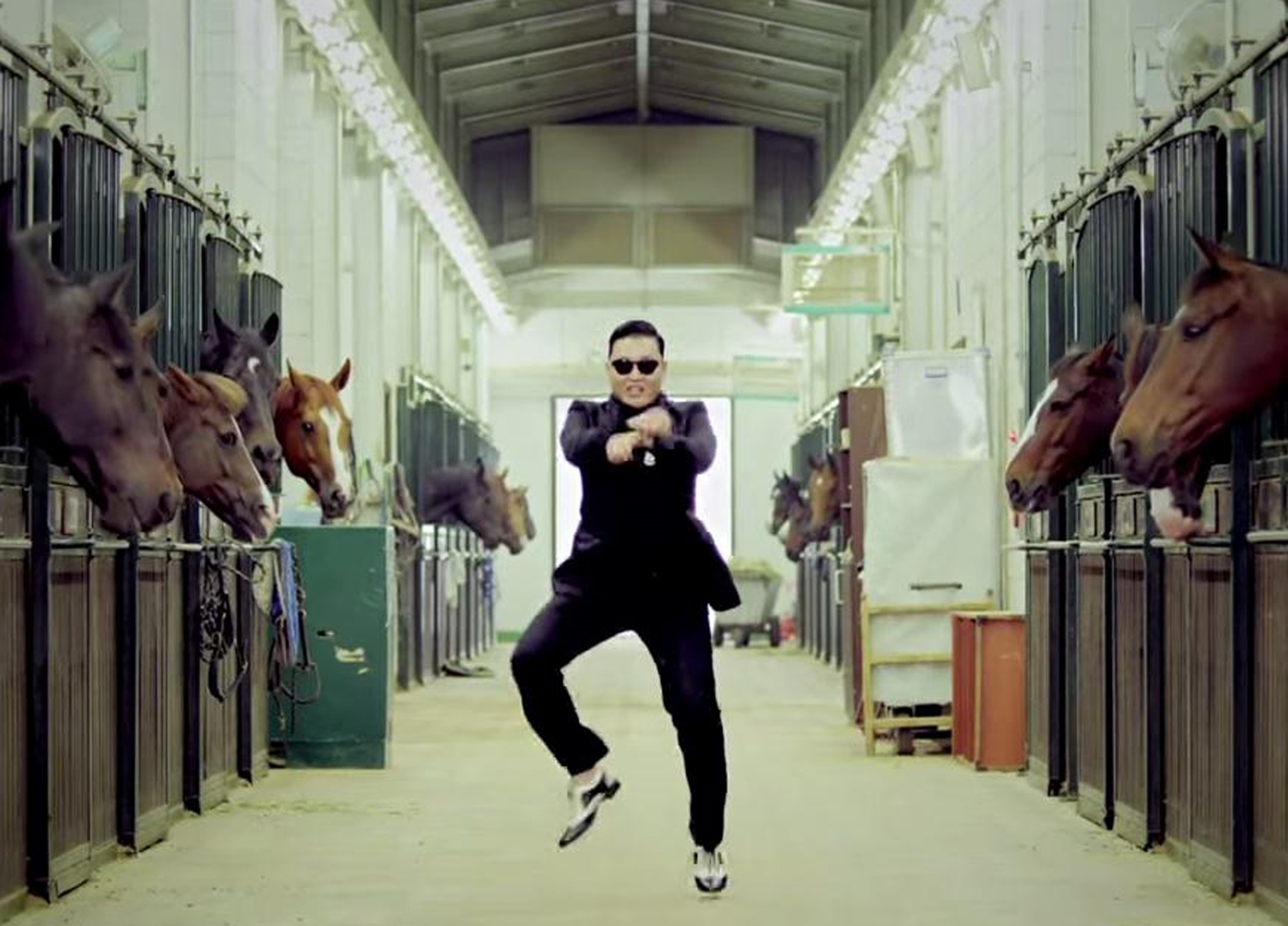 Nhung dieu nhay tao con sot o Viet Nam hinh anh