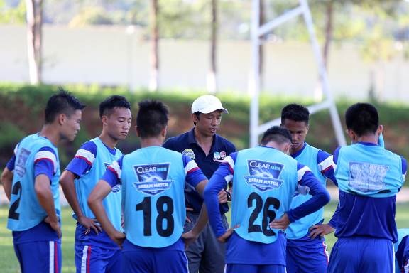 đội bóng nghiệp dư thi đấu với Dwight Yorke ảnh 1 doi bong nghiep du thi dau voi Dwight Yorke anh 1