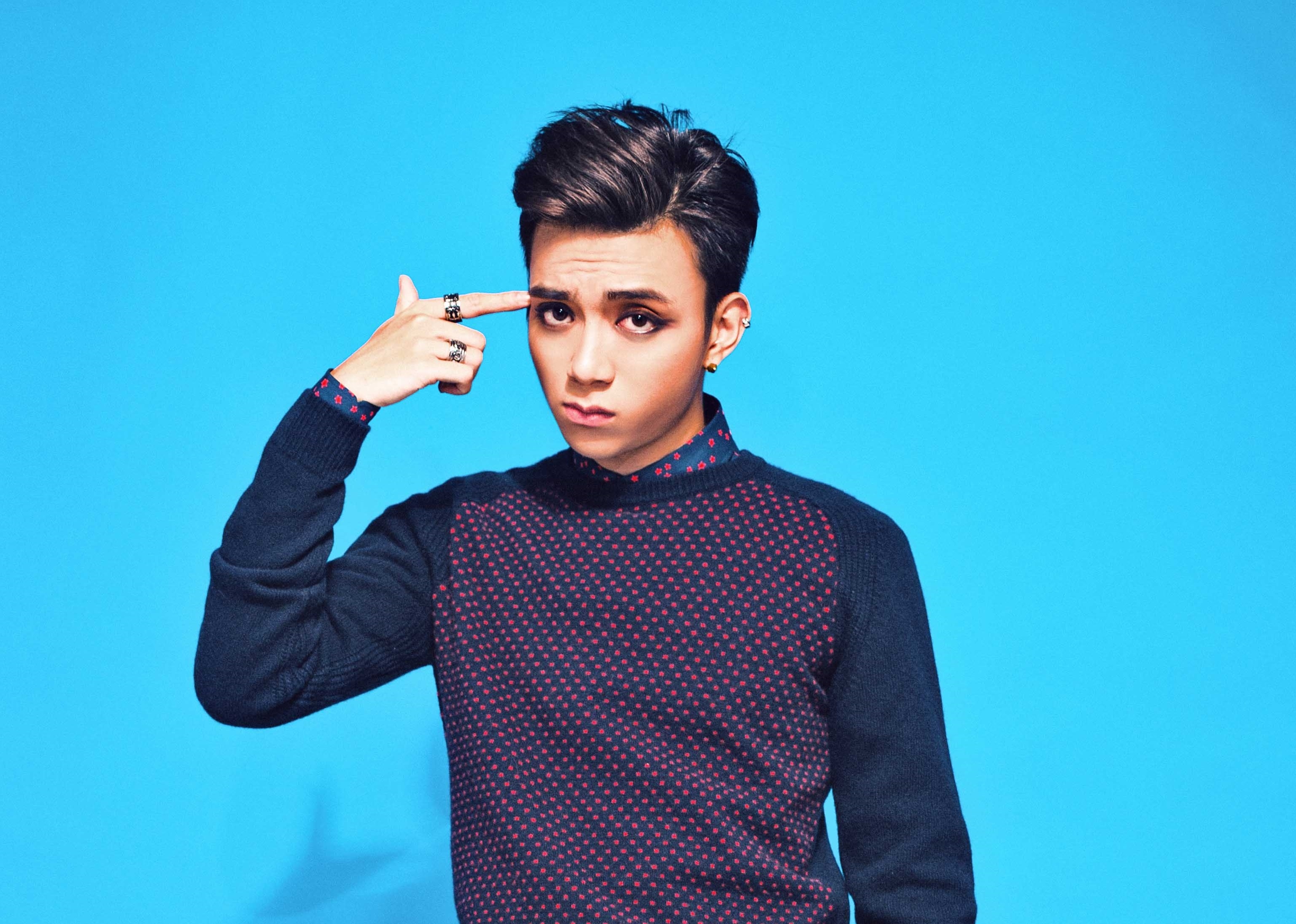 Soobin Hoang Son, Erik ST.319 dua mua he Hollywood ra Ha Noi hinh anh