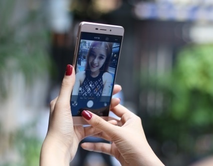 Coolpad Sky 3 - smartphone ho tro selfie chuyen nghiep hinh anh