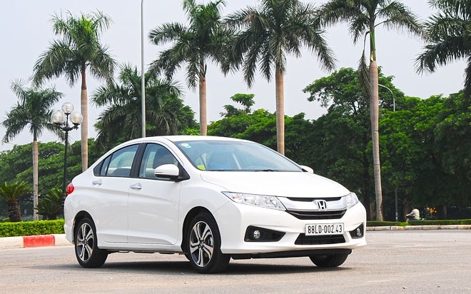 Honda City ap dung gia ban moi tu 1/7 hinh anh
