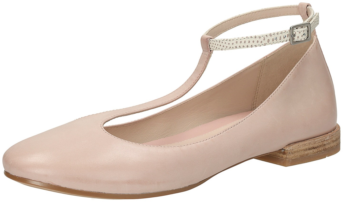 Mua sam tiet kiem lon tai Hoang Phuc International hinh anh