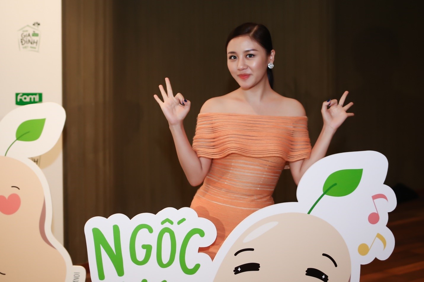 Noo Phuoc Thinh va Van Mai Huong ra MV moi anh 2