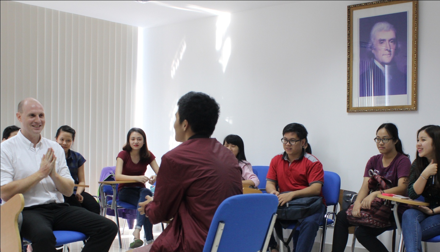 Truong Dai hoc Quoc te Sai Gon anh 2