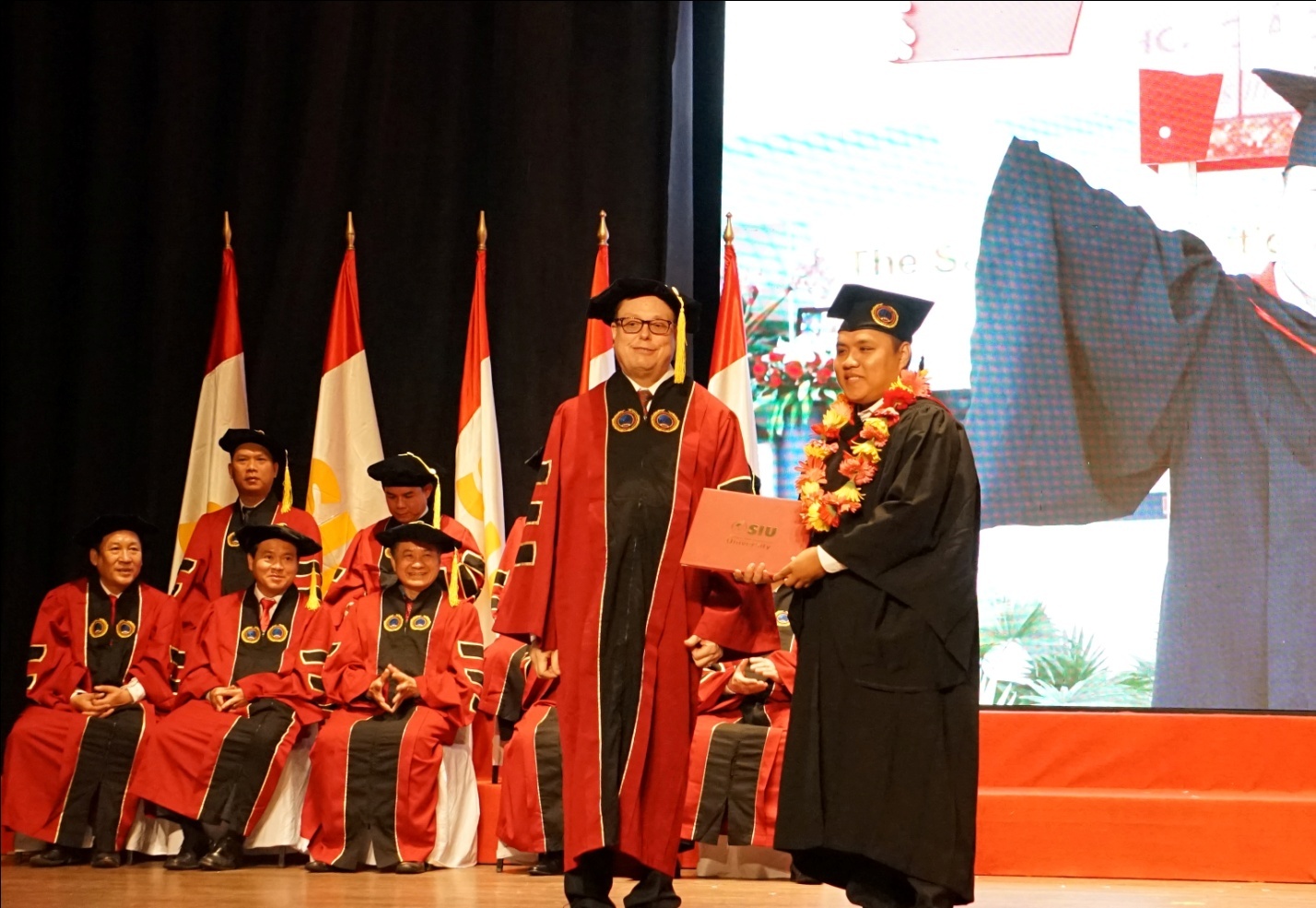 Truong Dai hoc Quoc te Sai Gon anh 3