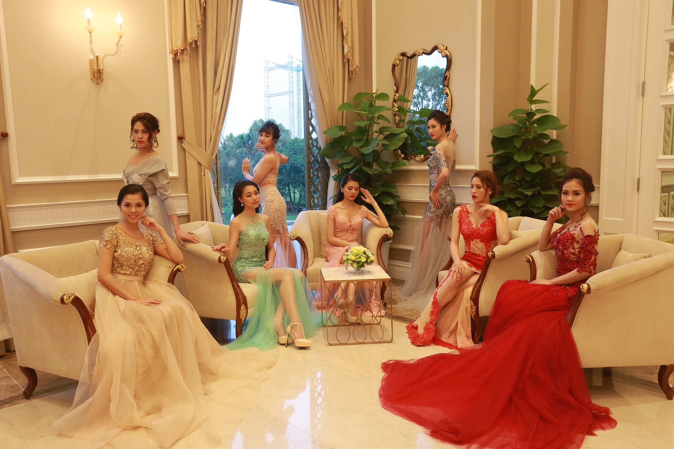 HH Ban sac Viet toan cau trinh dien bikini anh 4