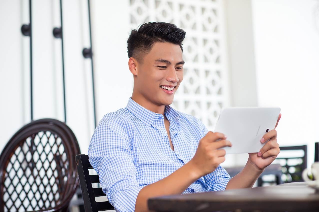 Mot ngay khong bong da cua Mac Hong Quan hinh anh