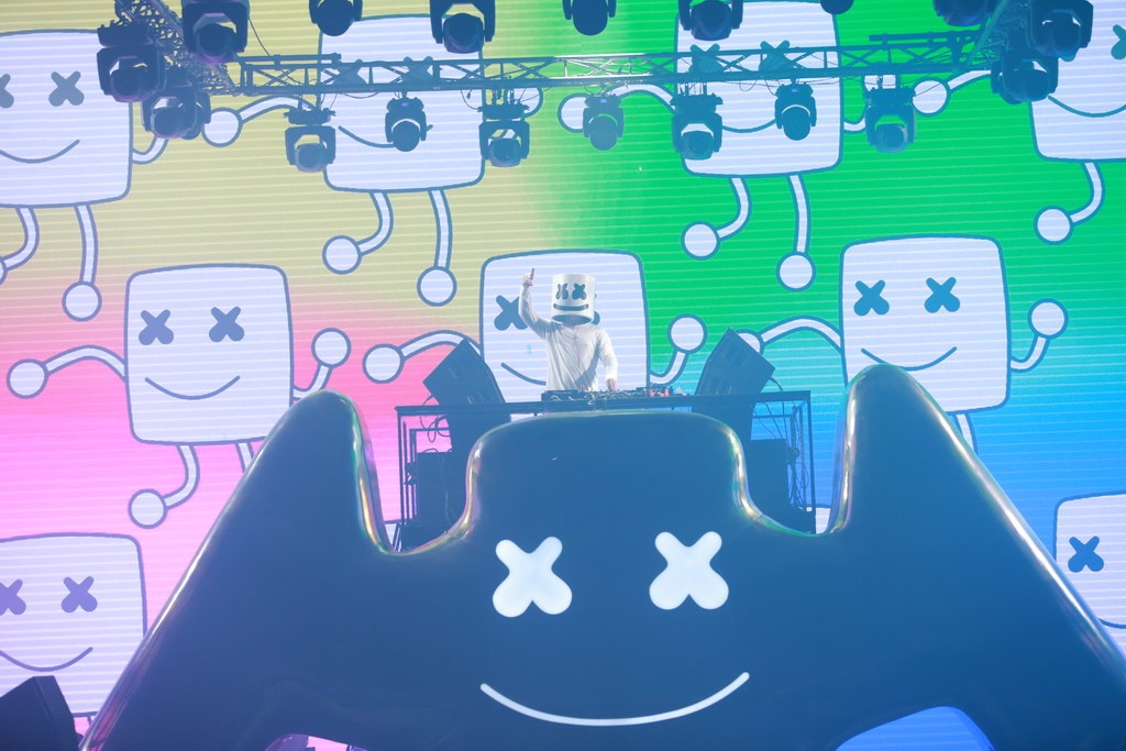 Lost in Space ảnh 1 Lost in Space anh 1