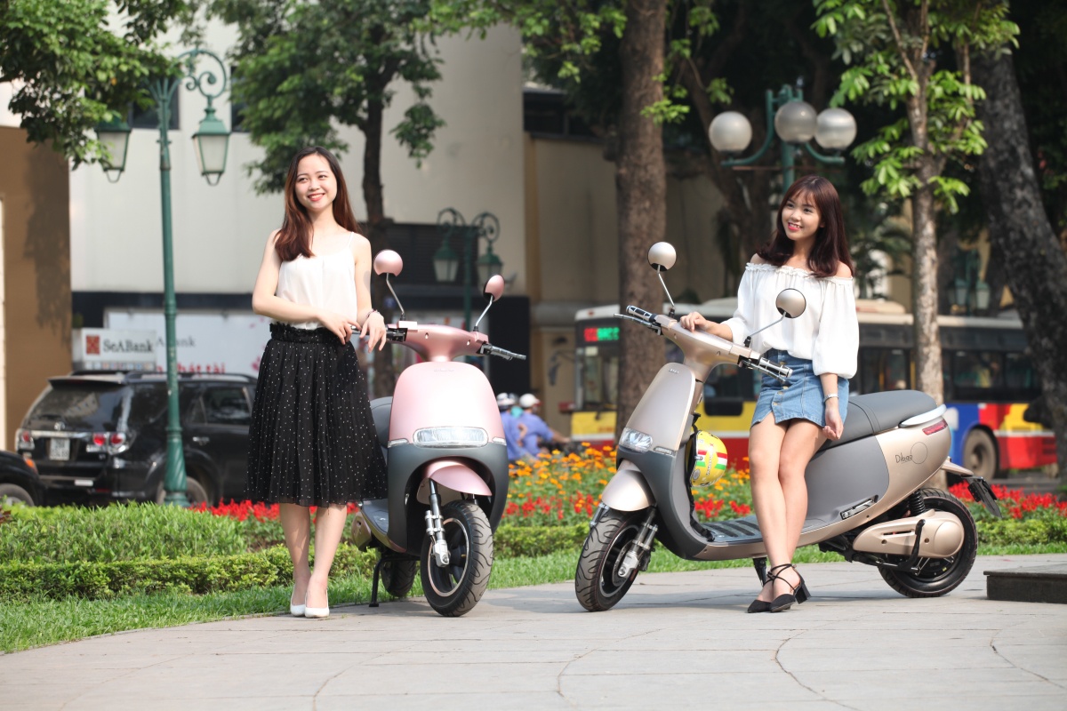 Xe dien Gogolo Dibao noi bat voi kieu dang thoi trang hinh anh