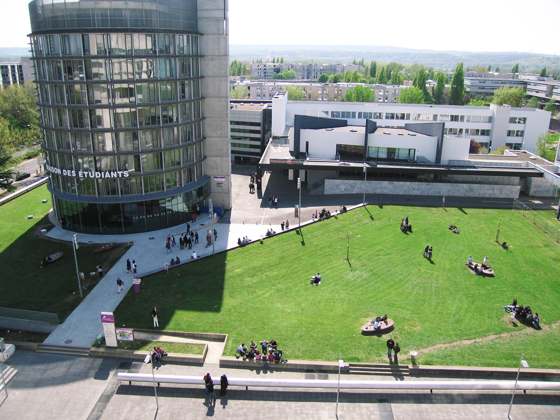 chương trình liên kết HUTECH và ĐH Cergy-Pontoise ảnh 1 chuong trinh lien ket HUTECH va DH Cergy-Pontoise anh 1