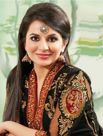 dan sao Co dau 8 tuoi den Viet Nam anh 2