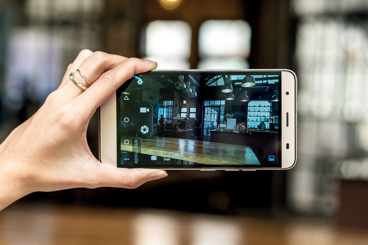 Mua Lai Zumbo S cua Mobiistar anh 6