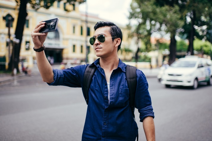 Hot boy Thien Minh hoa nhiep anh gia lich lam hinh anh