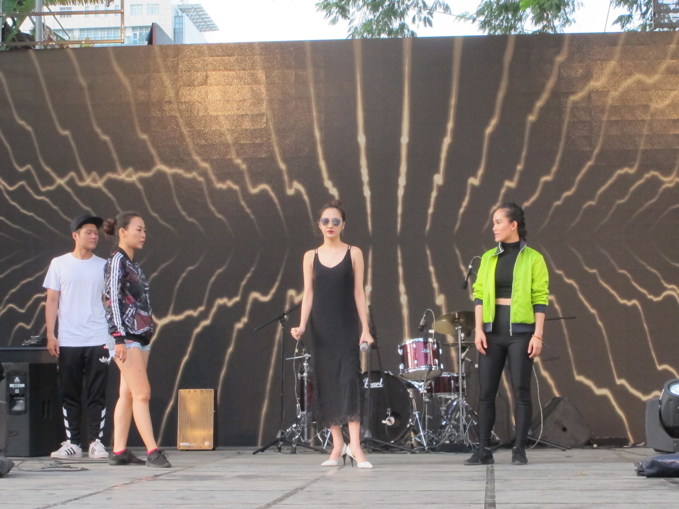 hot girl dan hay,  hat gioi anh 11