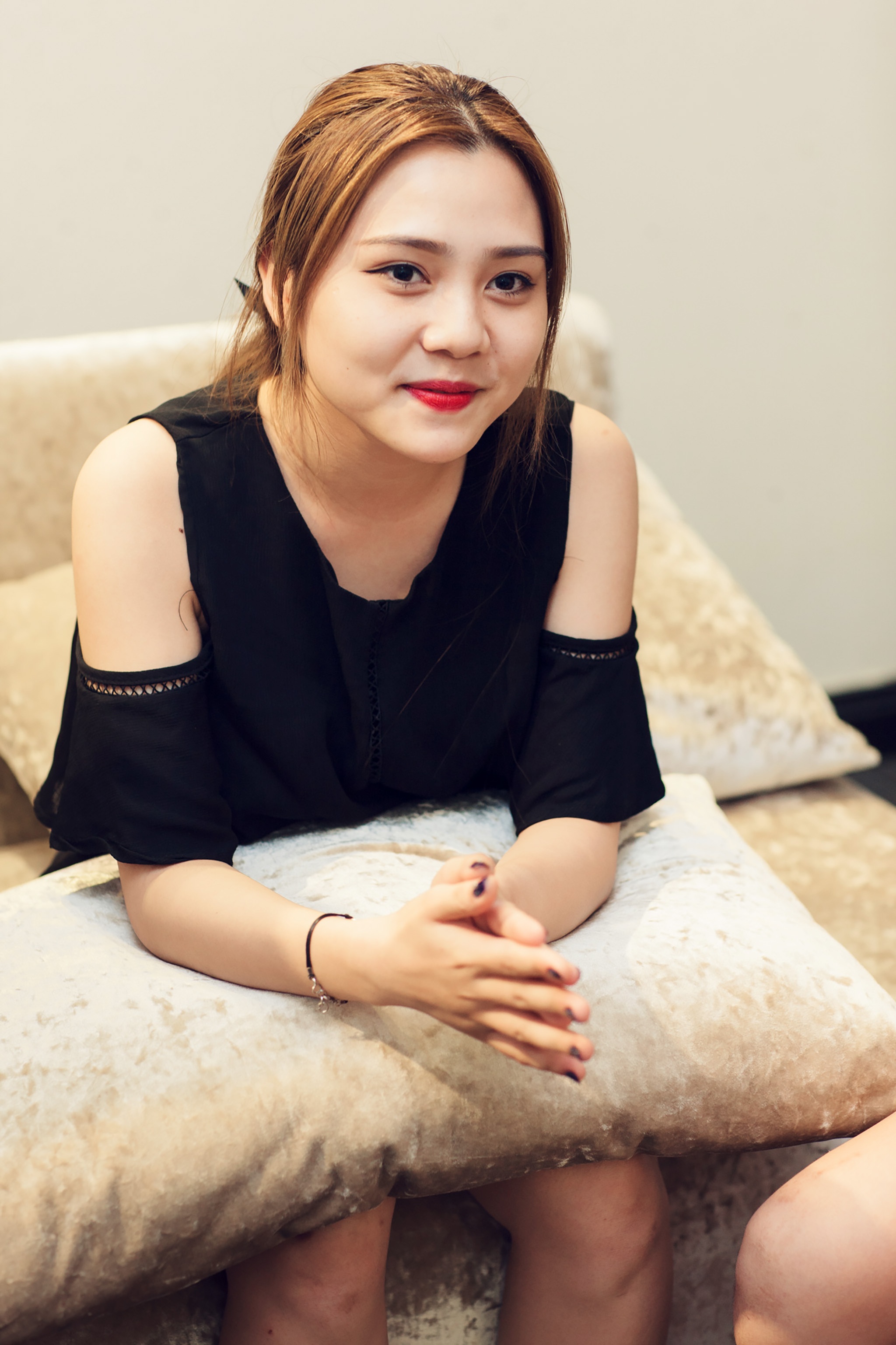 hot girl đàn hay, hát giỏi ảnh 2 hot girl dan hay, hat gioi anh 2