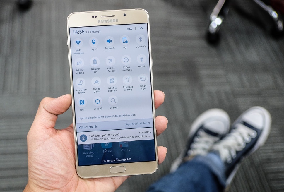 Galaxy A9 Pro 2016 man hinh lon,  pin 5.000 mAh anh 10